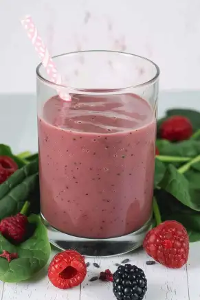 Spinach Kale Berry smoothie