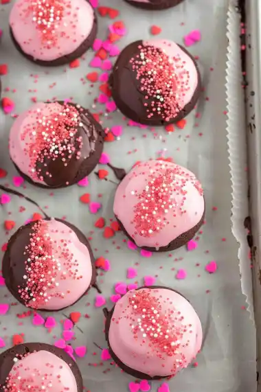 Chocolate Covered Strawberry Cookies Recipe