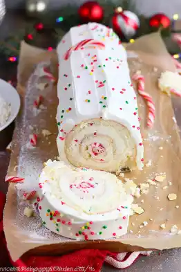 Vanilla Christmas Roll Cake Recipe