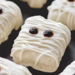 Rice Krispie Treat Mummies